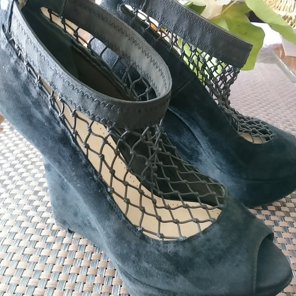 BALLY Switzerland .size 7.5. - Picture 3 of 14